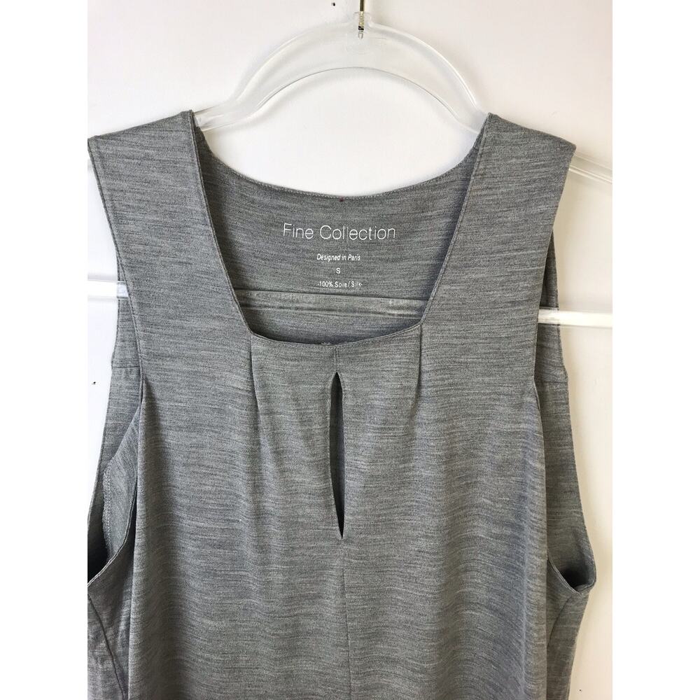 Fine Collection Designed In Paris Gray Silk Top Women's Small Key Hole Neck - Picture 6 of 8